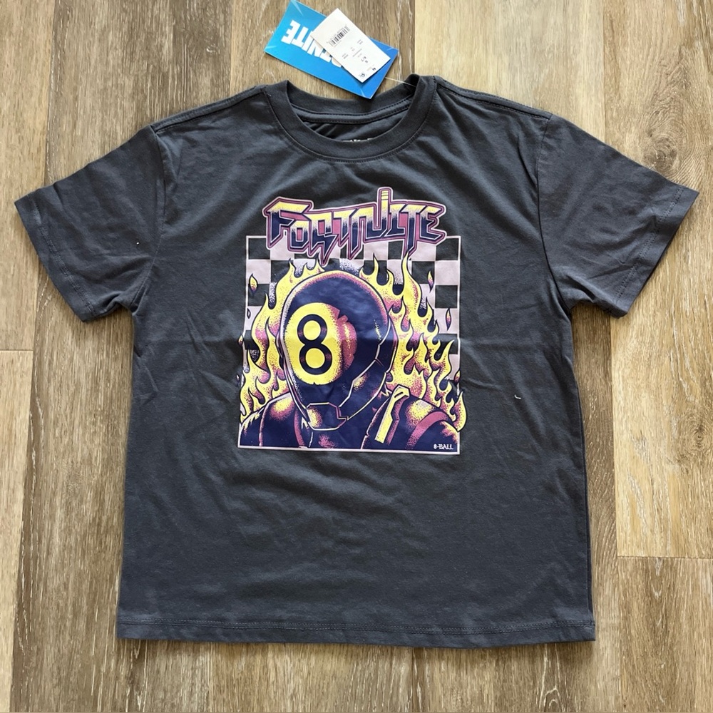 NWT Fortnite 8-Ball Boys Graphic T-Shirt Grey Size S (6/7)